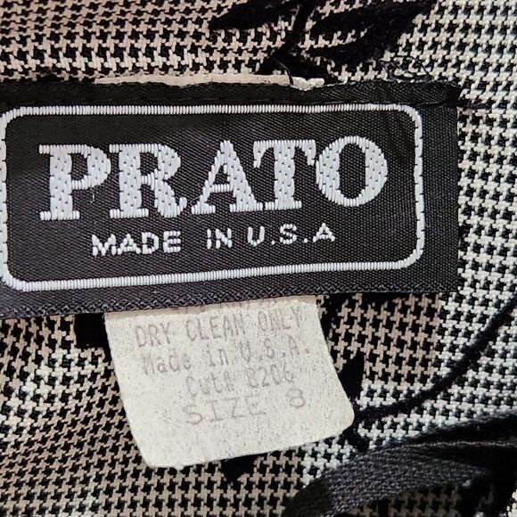 Prato Blazer For Women's Size 8 Black Embroidered Floral Front Buttons. - Picture 6 of 9